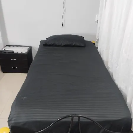 Compartida En Con Ac, Wifi, Uso De Cocina Yo Cartagena
